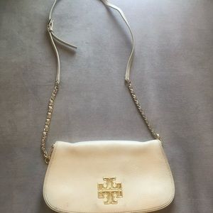 Off white Tory Burch purse with gold